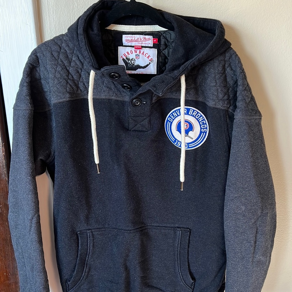 Mitchell & Ness Denver Broncos Throwback Hooded Pullover Sweatshirt